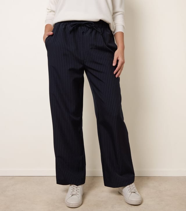 Blue Vanilla Women's Navy Pinstripe Trousers Blue Vanilla New Look - 2