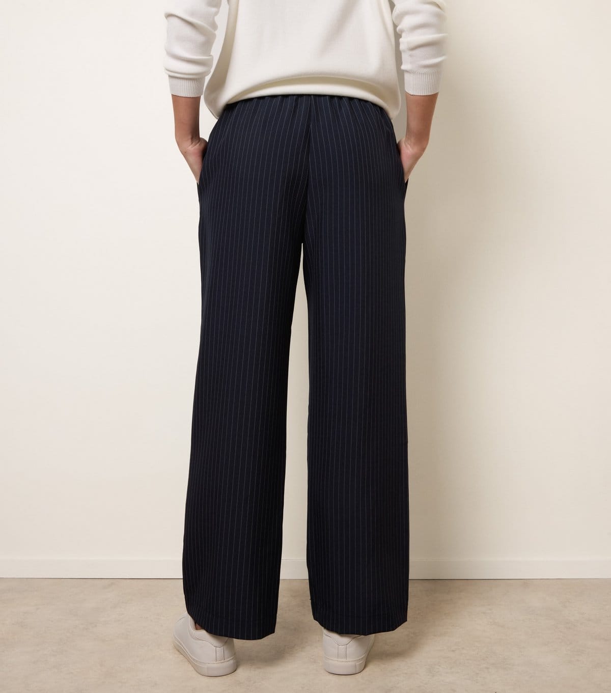 Blue Vanilla Women's Navy Pinstripe Trousers Blue Vanilla New Look - 4