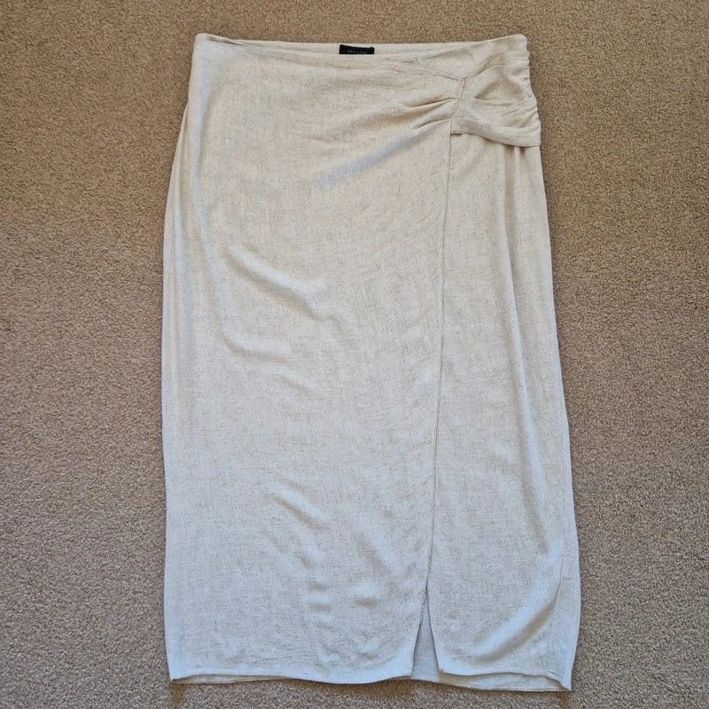 New Look Beige Midi Wrap Skirt in Linen Blend