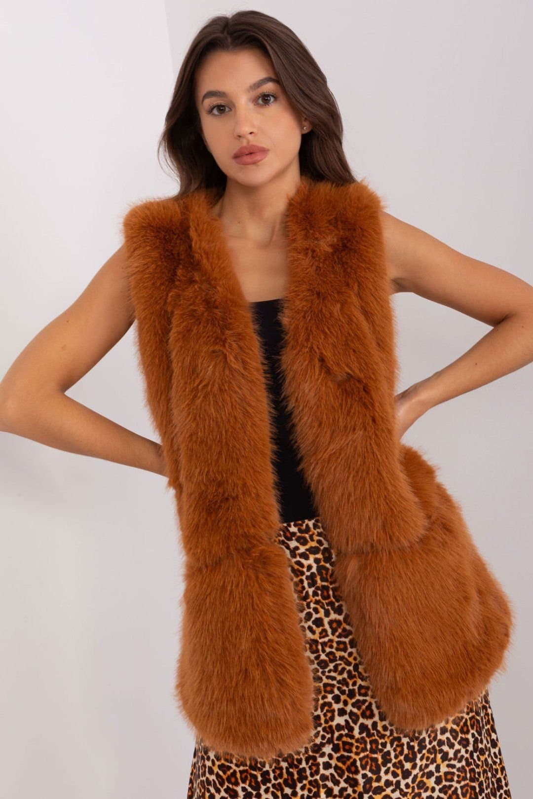 Love Lace Love Lace Women's Soft Polyester Faux Fur Vest with Pockets Style 186705 in Brown