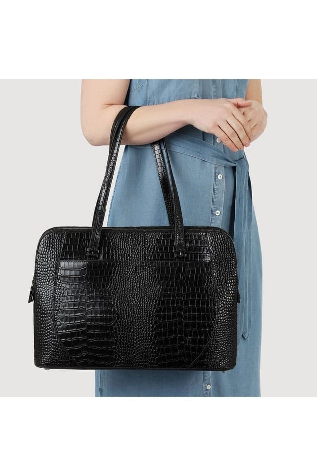 Jones Bootmaker Jones Bootmaker Women's Wynter Croc Leather Shoulder Bag in Black - 3