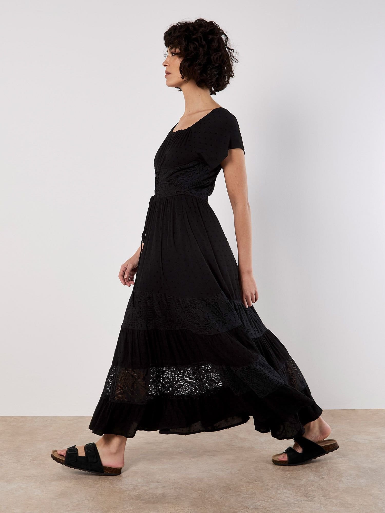 Apricot Apricot Women's Lace Detail Corset Maxi Dress in Black - 4