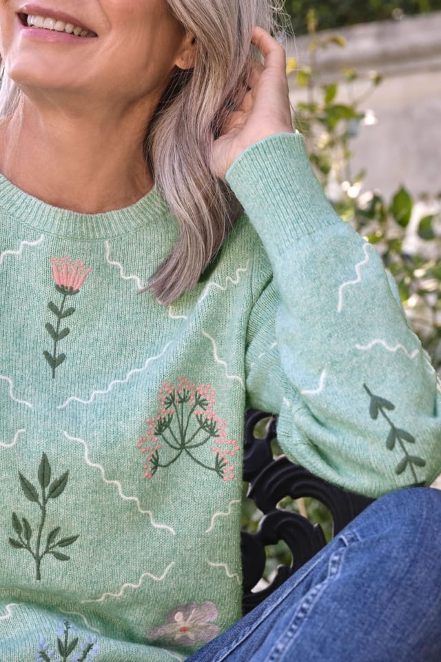 WoolOvers WoolOvers Women's Flower Trellis Jumper in Green - 2