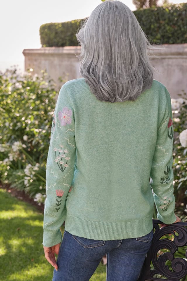 WoolOvers WoolOvers Women's Flower Trellis Jumper in Green - 3