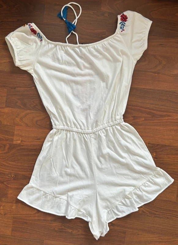 Topshop Topshop viral stunning boho embroidered frill detail playsuit - Size 8