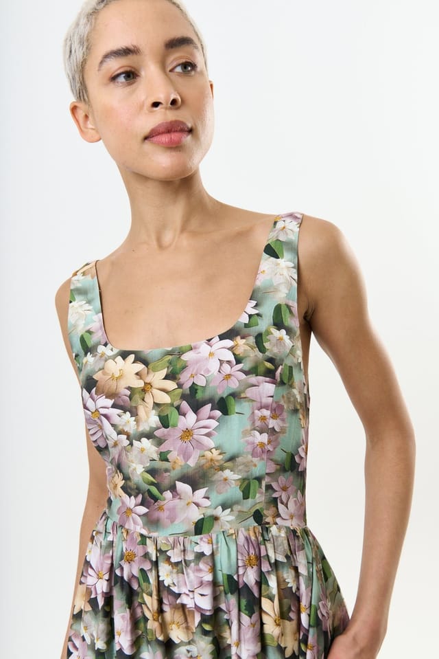 Louche Louche Women's Sherazade 3D Daisy Print Square Neck Midi Dress - Green - 3