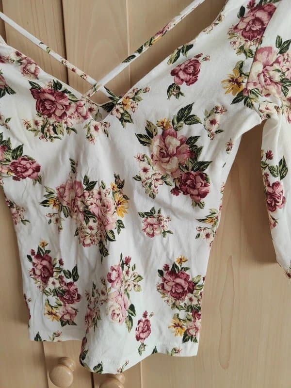 Bershka Floral crop top