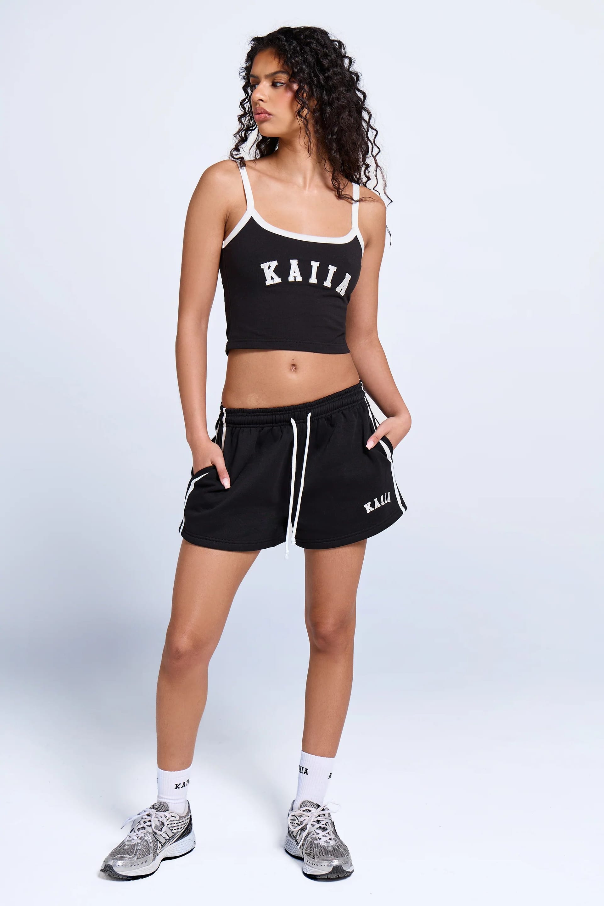 Kaiia Kaiia Logo Contrast Cami Top Black & White - 4