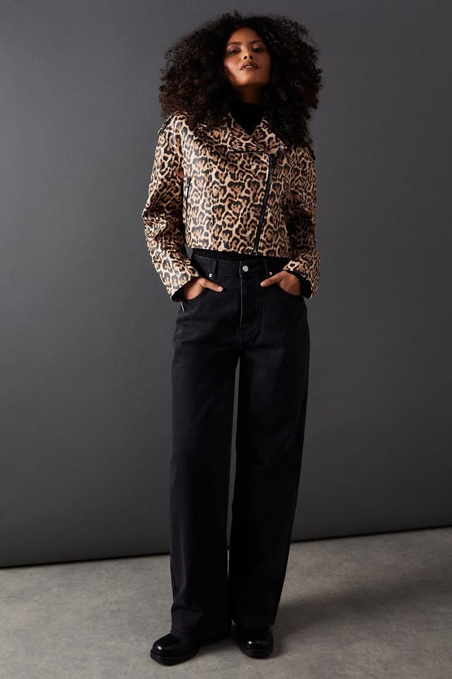 Warehouse Warehouse Women's Animal Oversized Biker Jacket in Leopard - 2