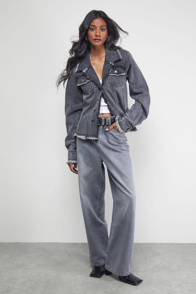 Warehouse Warehouse Women's Front Fitted Denim Jacket With Frayed Hem in Grey - 2