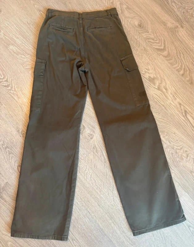 Zara Zara khaki cargo trousers size uk 8