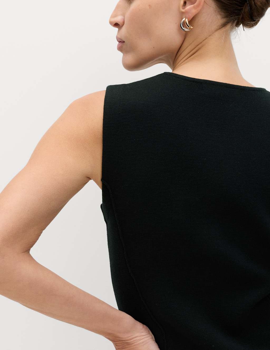 Marks & Spencer M&S Textured Waisted Slim Fit Knitted Vest Black - 3