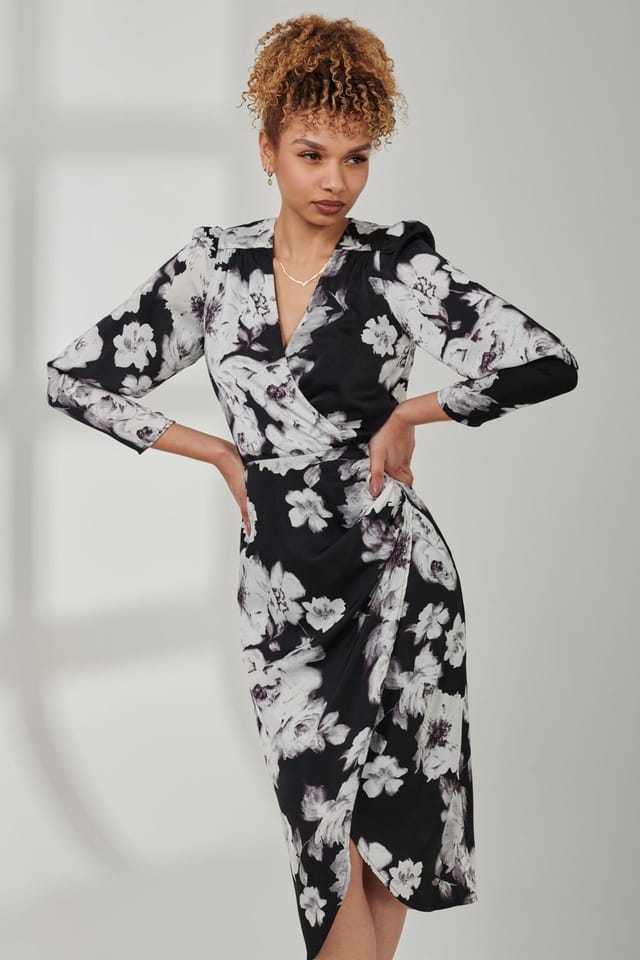 Jolie Moi Jolie Moi Women's Print Satin Wrap Bodycon Dress in Black - 3