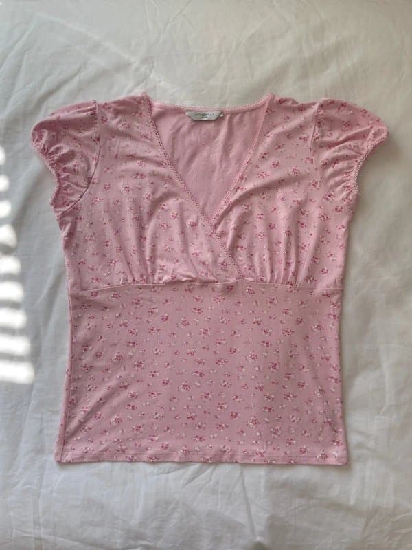 New Look Vintage 2000s 00s y2k old label New Look pink floral print crossover babydoll short sleeve top
