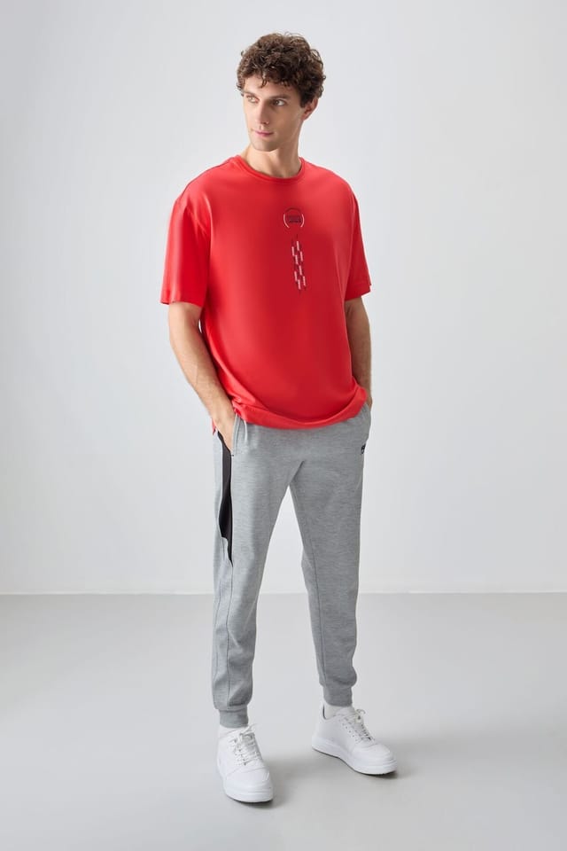 Tommy Life Tommy Life Men's Oversized Cotton Text Print Crew Neck T-Shirt in Red - 2