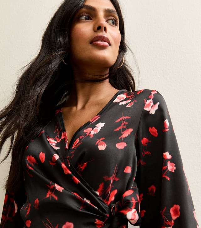New Look Women's Black Floral Satin Wrap Midi Dress New Look - 2