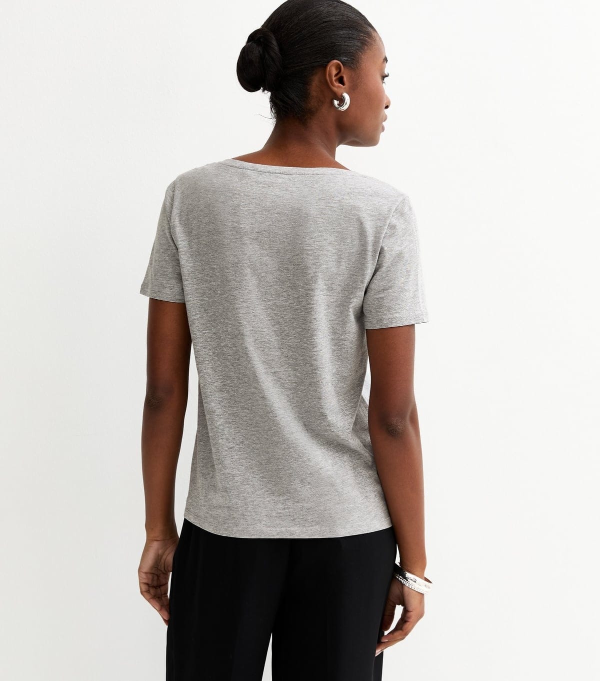 New Look Women's Grey Cotton V-Neck T-Shirt New Look - 4