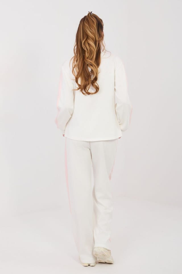 Love Lace Love Lace Women's Stripe Heart Soft Touch Tracksuit Set in White - 2