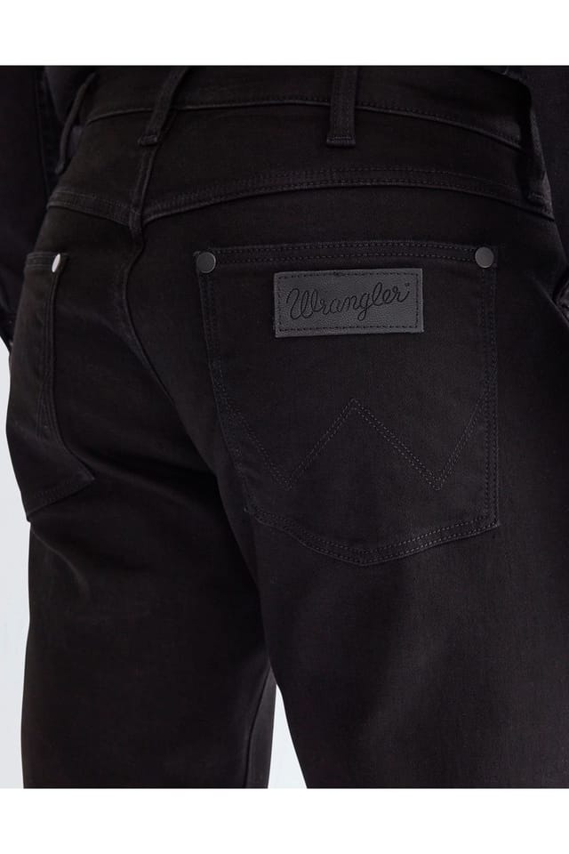 Wrangler Wrangler Men's Greensboro Straight Fit Jeans Deep Ink in Navy - 3
