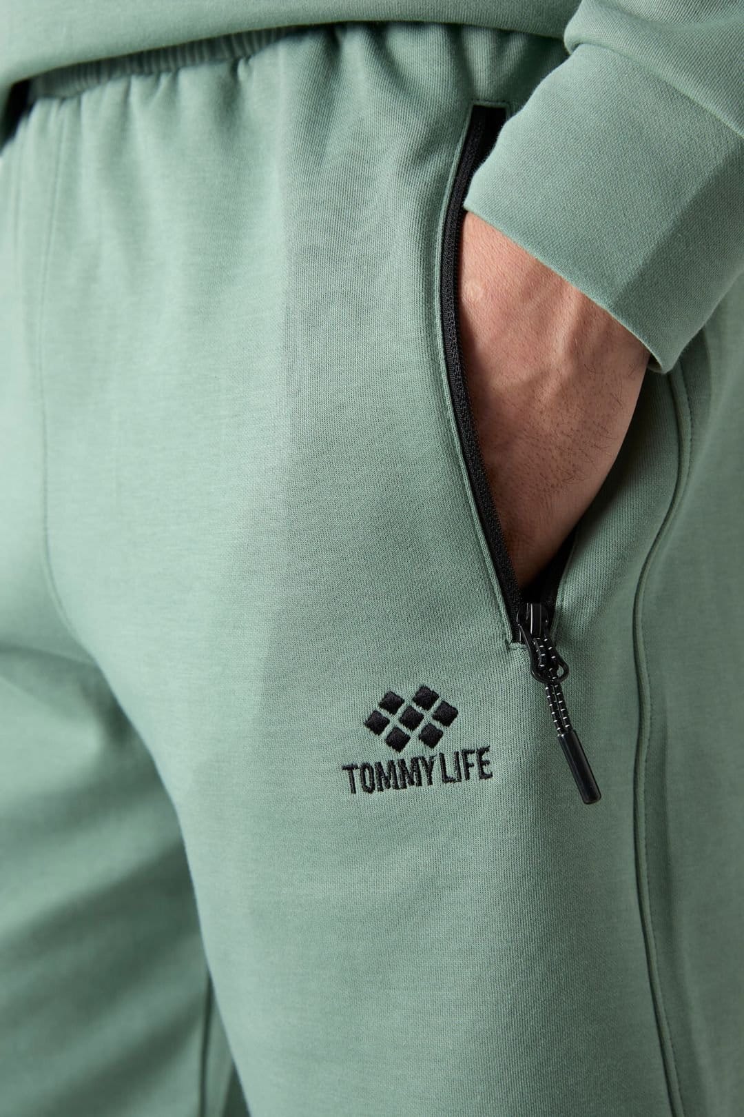 Tommy Life Tommy Life Men's Regular-fit Knit Sweat Shorts in Mint - 4