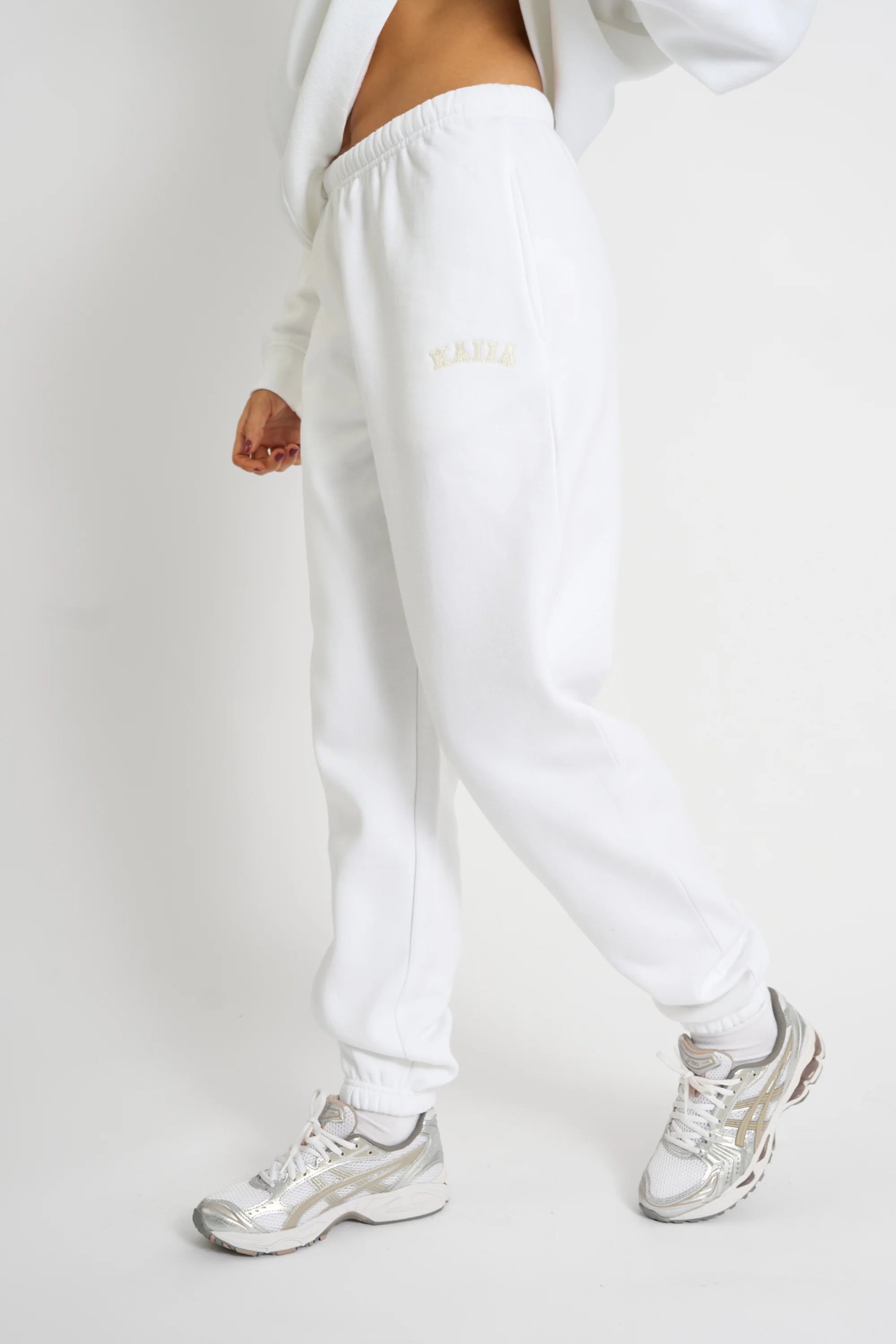 Kaiia Kaiia Logo Cuffed Joggers Cream - 2