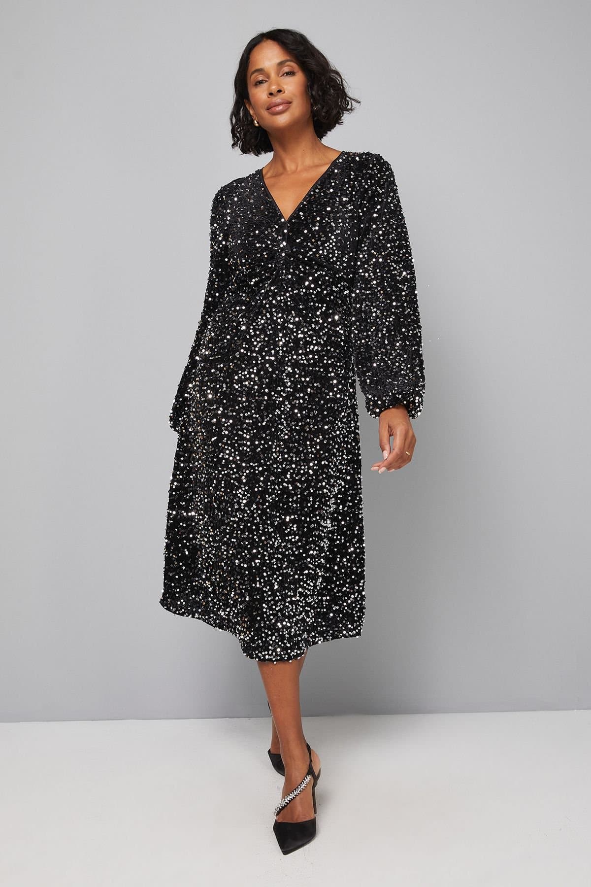 Wallis Wallis Women's Sequin Velvet Twist Midi Dress in Black