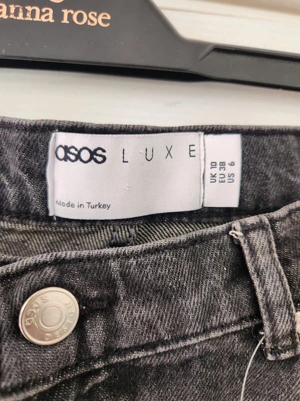 ASOS ASOS Luxe denim barrel jeans with adjustable cuff black size uk 10 cost £65