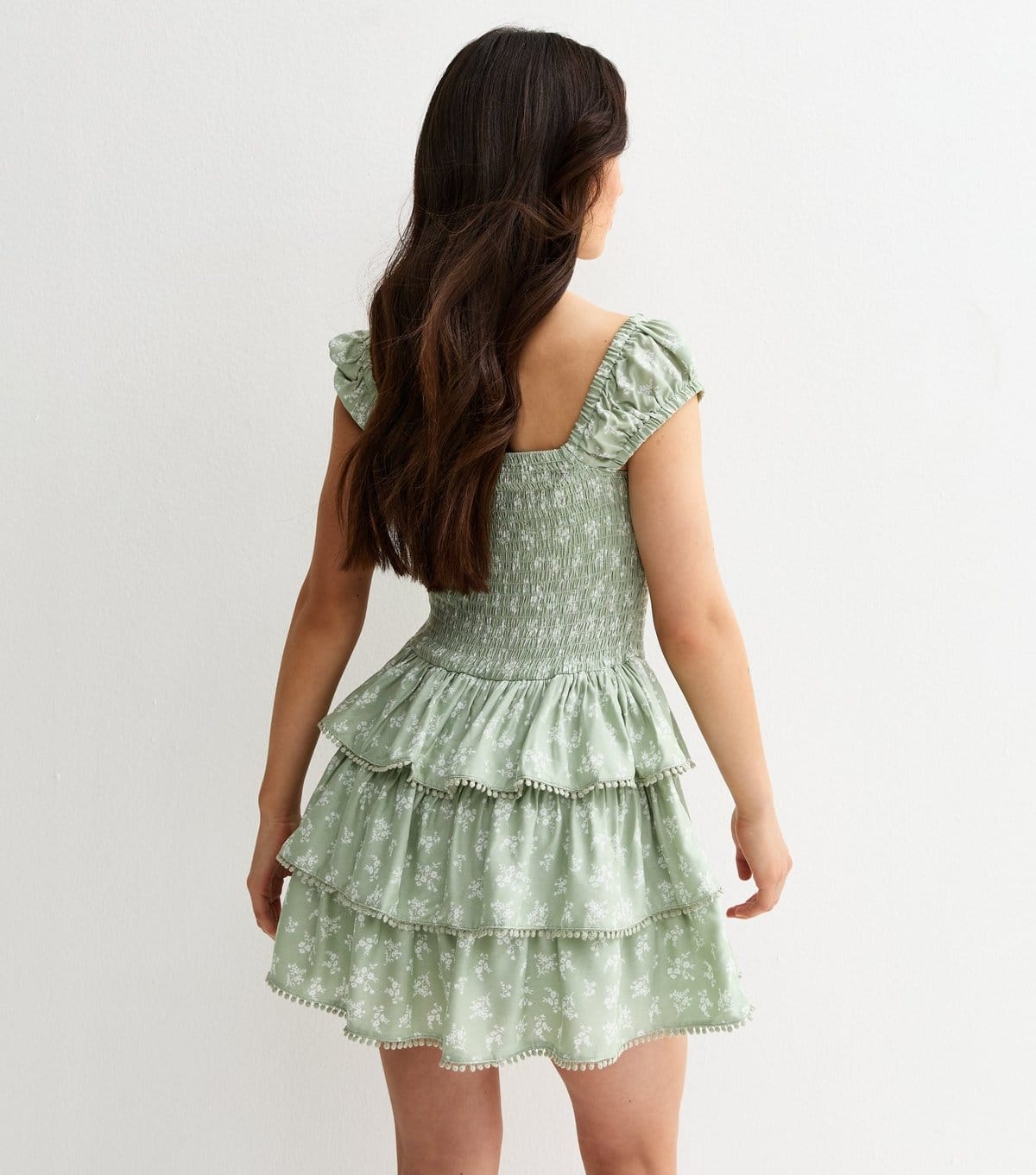 New Look Girls' Green Floral Shirred Rara Mini Dress New Look - 4