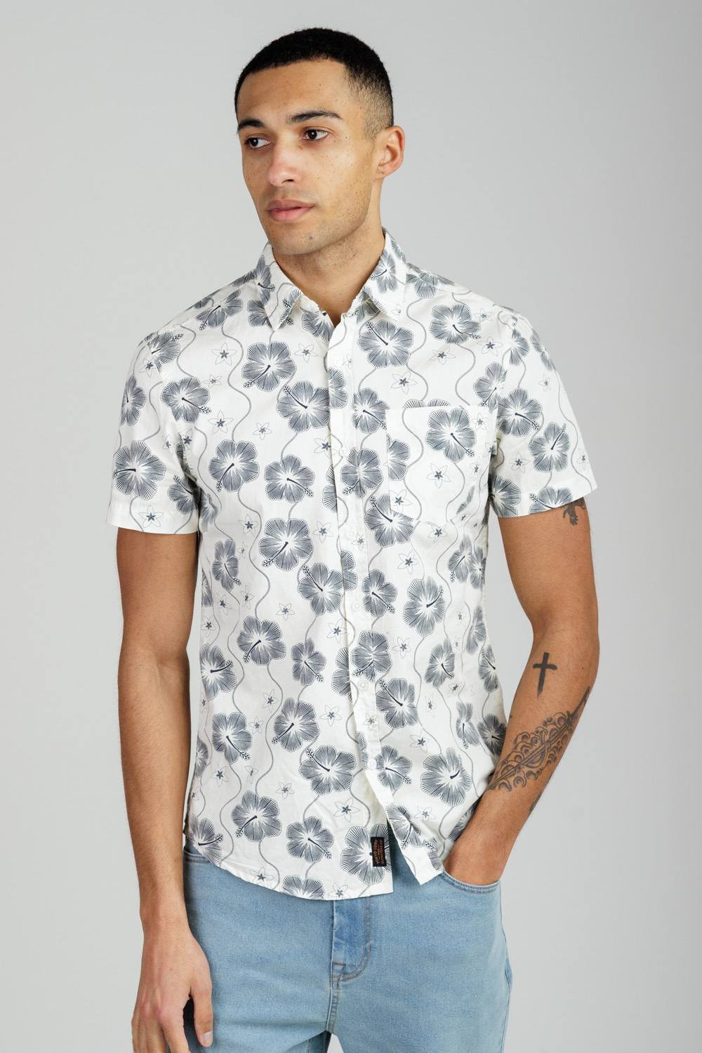 Tokyo Laundry Tokyo Laundry Men's Cotton Poplin Button-Up Shirt with Abstract Floral Print in Off-White - 2