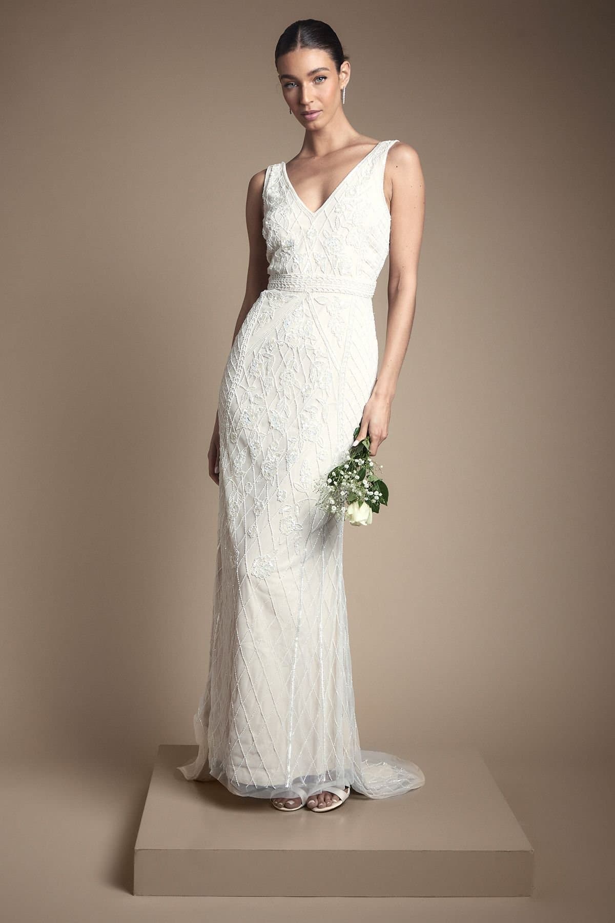 Coast Coast Women's Honoured Plunge Floral Vintage Embellished Wedding Dress in Ivory