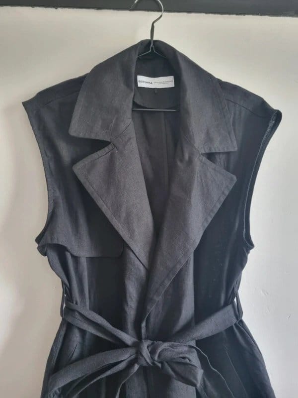 Bershka Black Linen Waistcoat