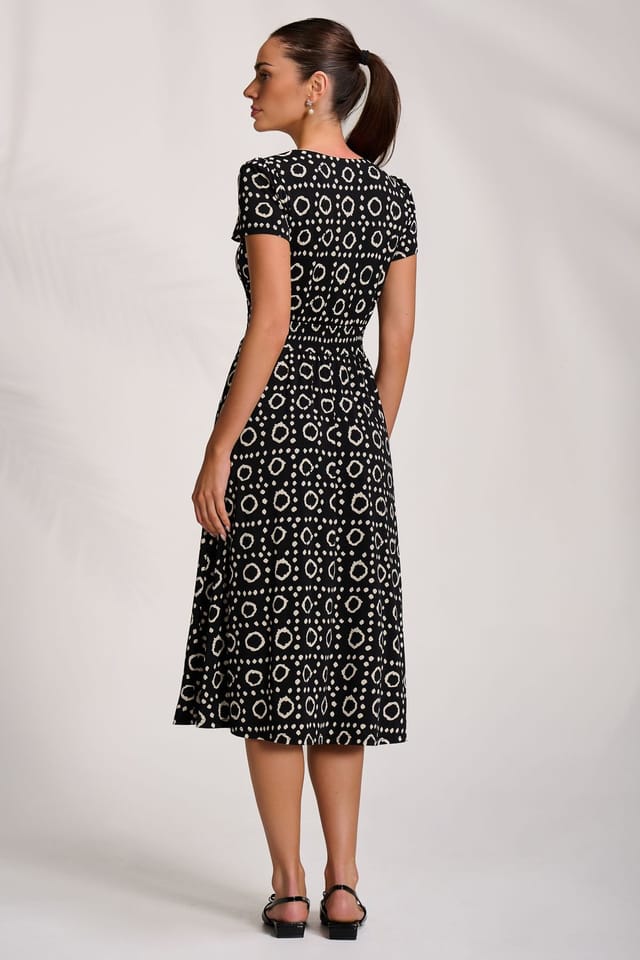 Jolie Moi Jolie Moi Women's Cap Sleeve Printed Jersey Midaxi Dress in Black - 2