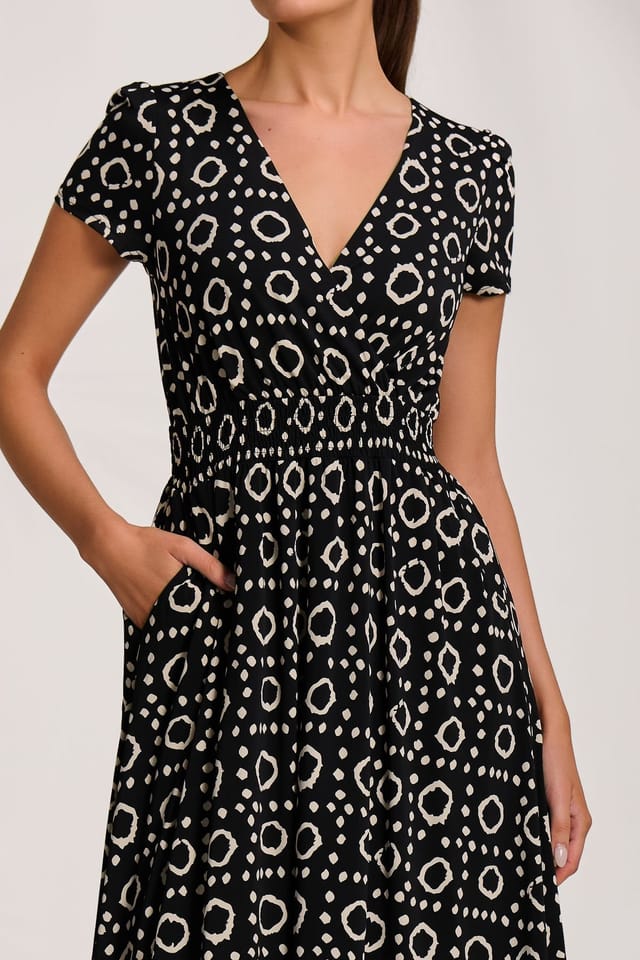 Jolie Moi Jolie Moi Women's Cap Sleeve Printed Jersey Midaxi Dress in Black - 3