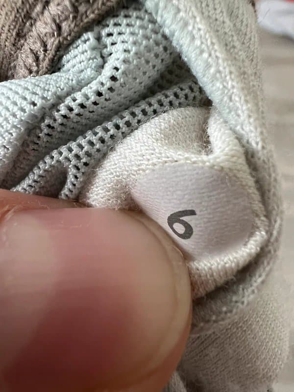 Lululemon Lululemon top size 6