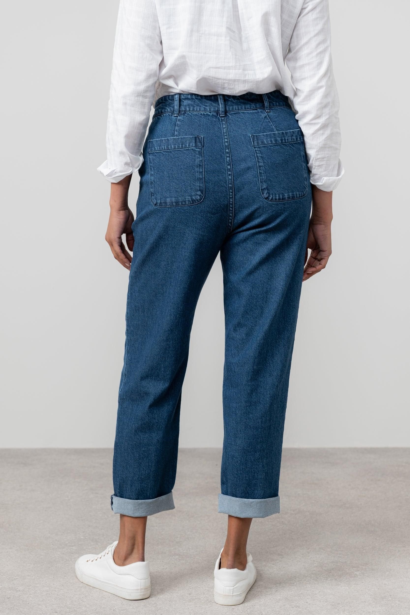 Lily & Me Lily & Me Women's Daybreak Soft Cotton/lyocell Tapered Leg Jeans in Blue - 4