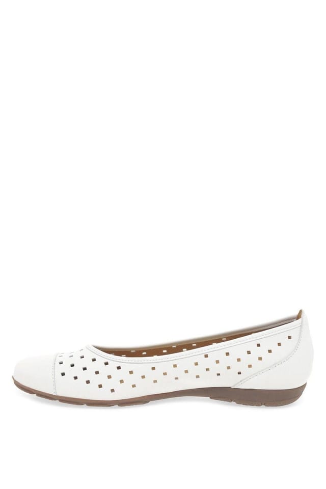 Gabor Gabor Women's 'Ruffle' Casual Shoes in White - 2