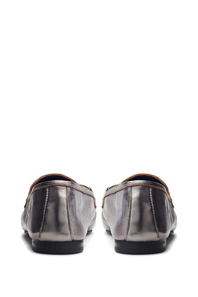 Moda In Pelle Moda In Pelle Women's 'Earley' Leather Ballet Pumps in Metallic Silver - 2
