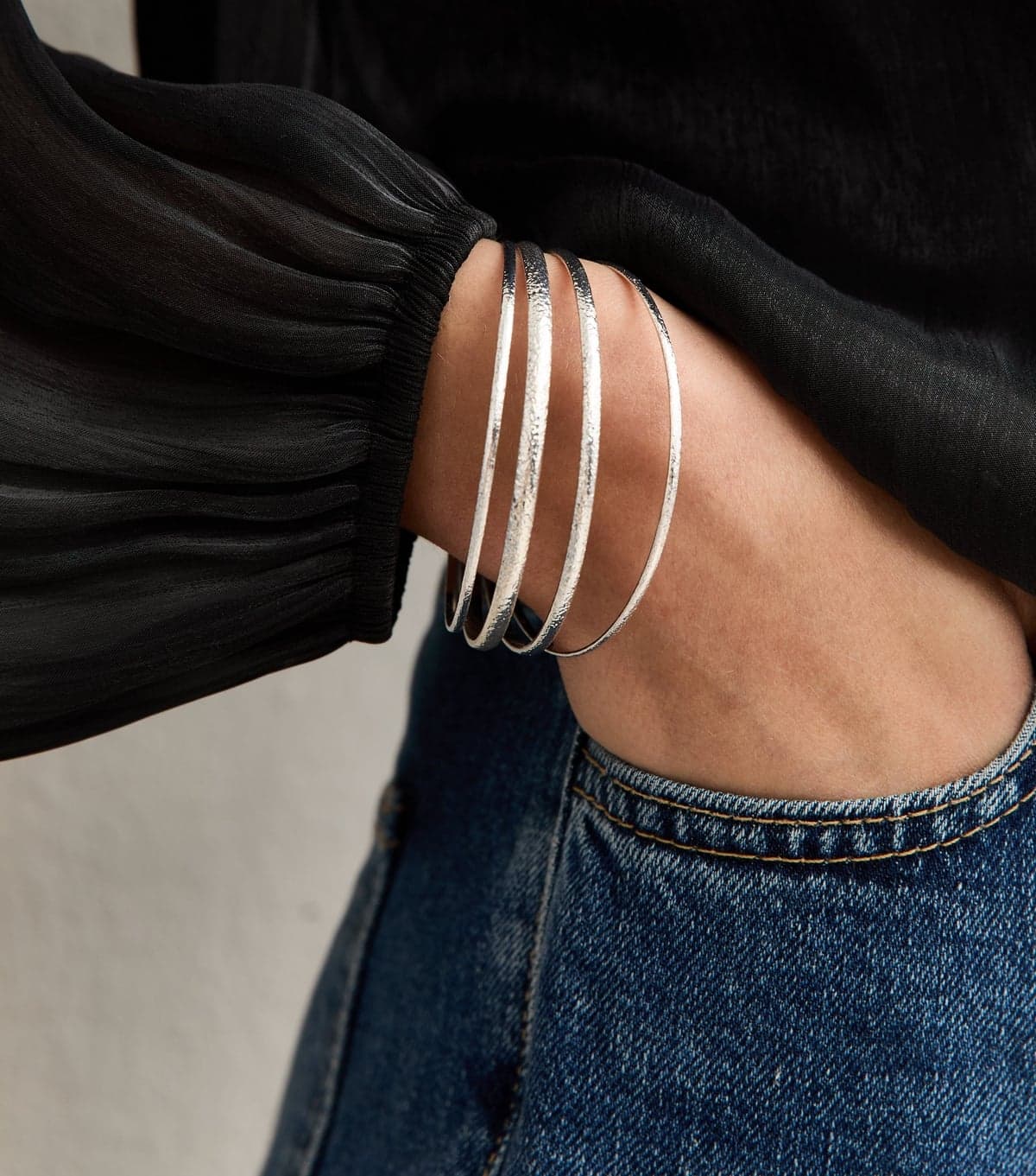 New Look Pack of 4 Silver Tone Bangle Bracelets New Look