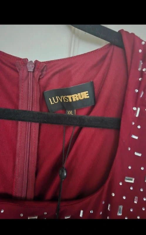 luvistrue Luvistrue Burgundy Sequin Maxi Dress XXL UK 24-26 NWT RRP £300
