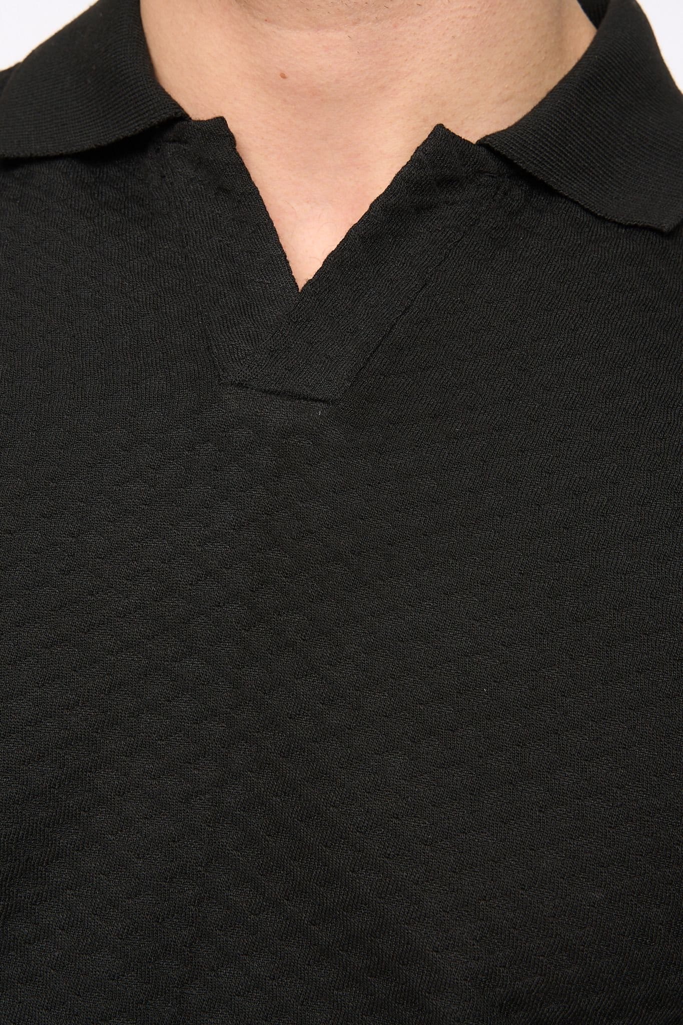 Duck&Cover Duck&Cover Men's Morwin Textured Knit Polo with Buttonless Neck in Black - 4