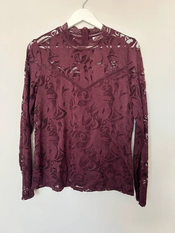 Vila VILA burgundy lace long sleeve high neck sheer top with lining UK L (14) elegant evening blouse