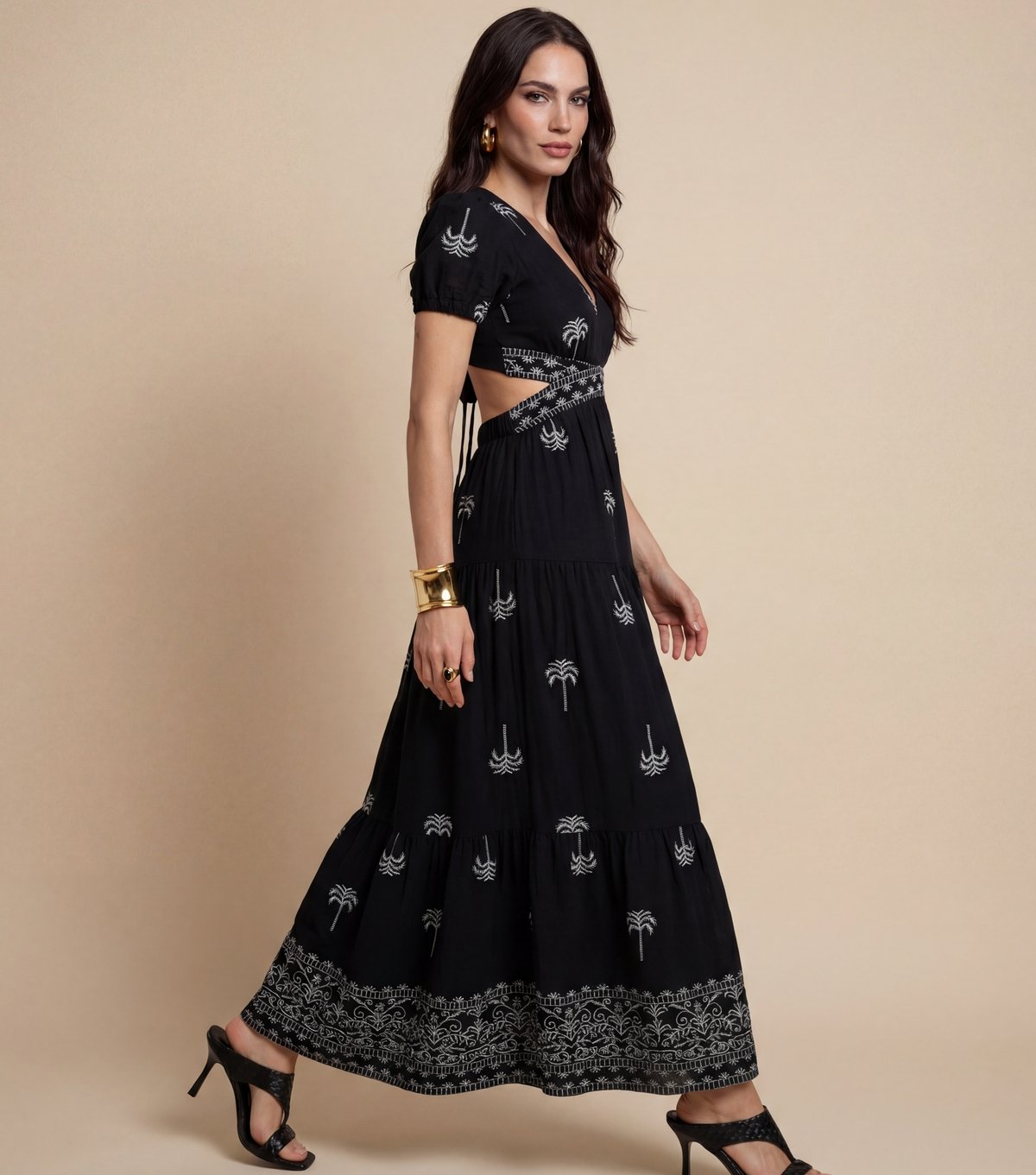 Urban Bliss Women's Black Open Back Tiered Maxi Dress Urban Bliss New Look - 3