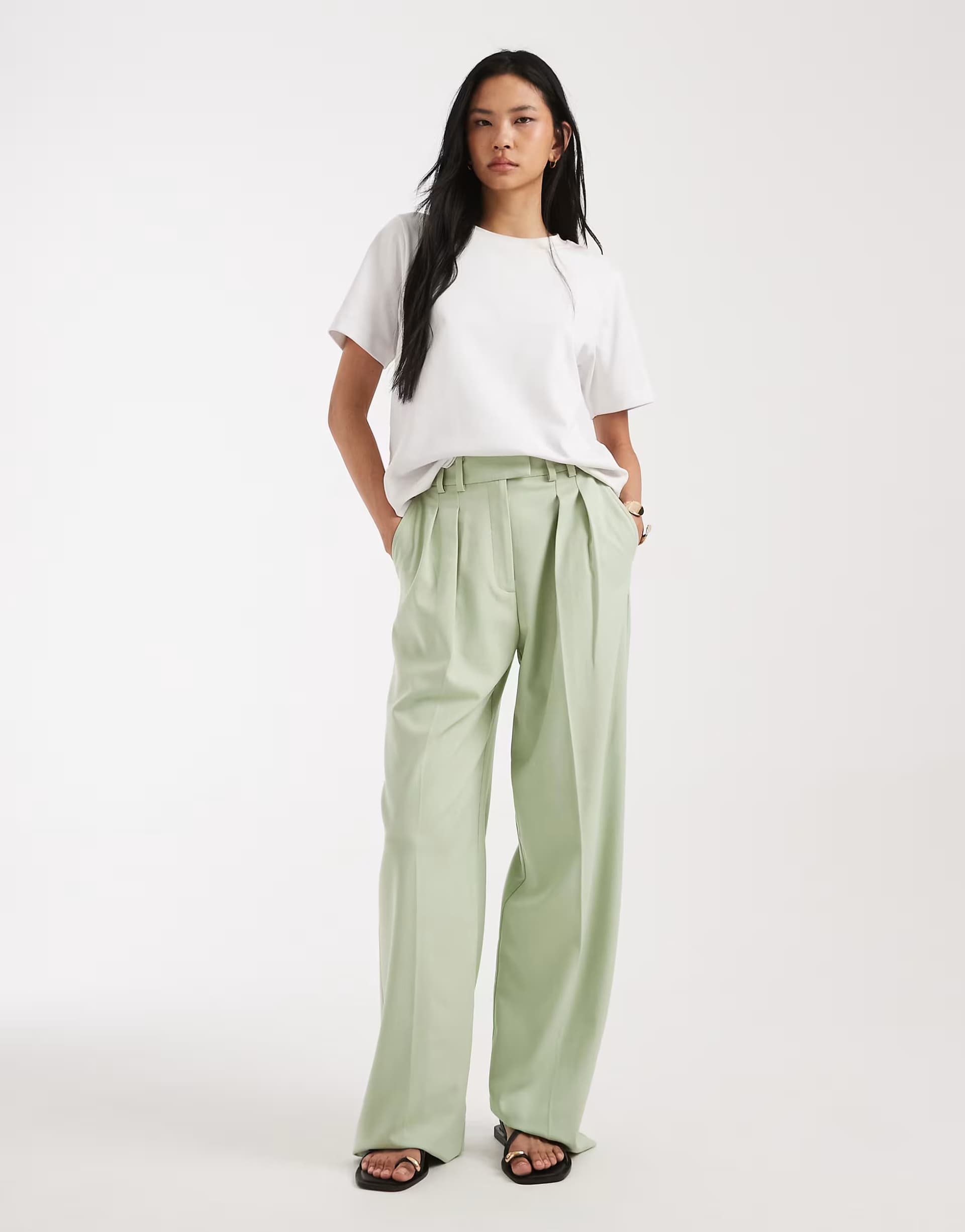 ASOS ASOS DESIGN Tall tailored wide leg trousers with pleat detail in sage