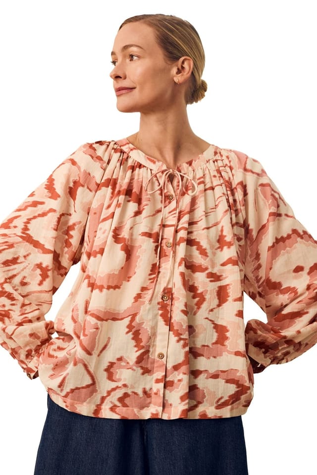 Celtic & Co Celtic & Co Women's Long Sleeve Tie Neck Swing Shirt in Dusty Pink - 3