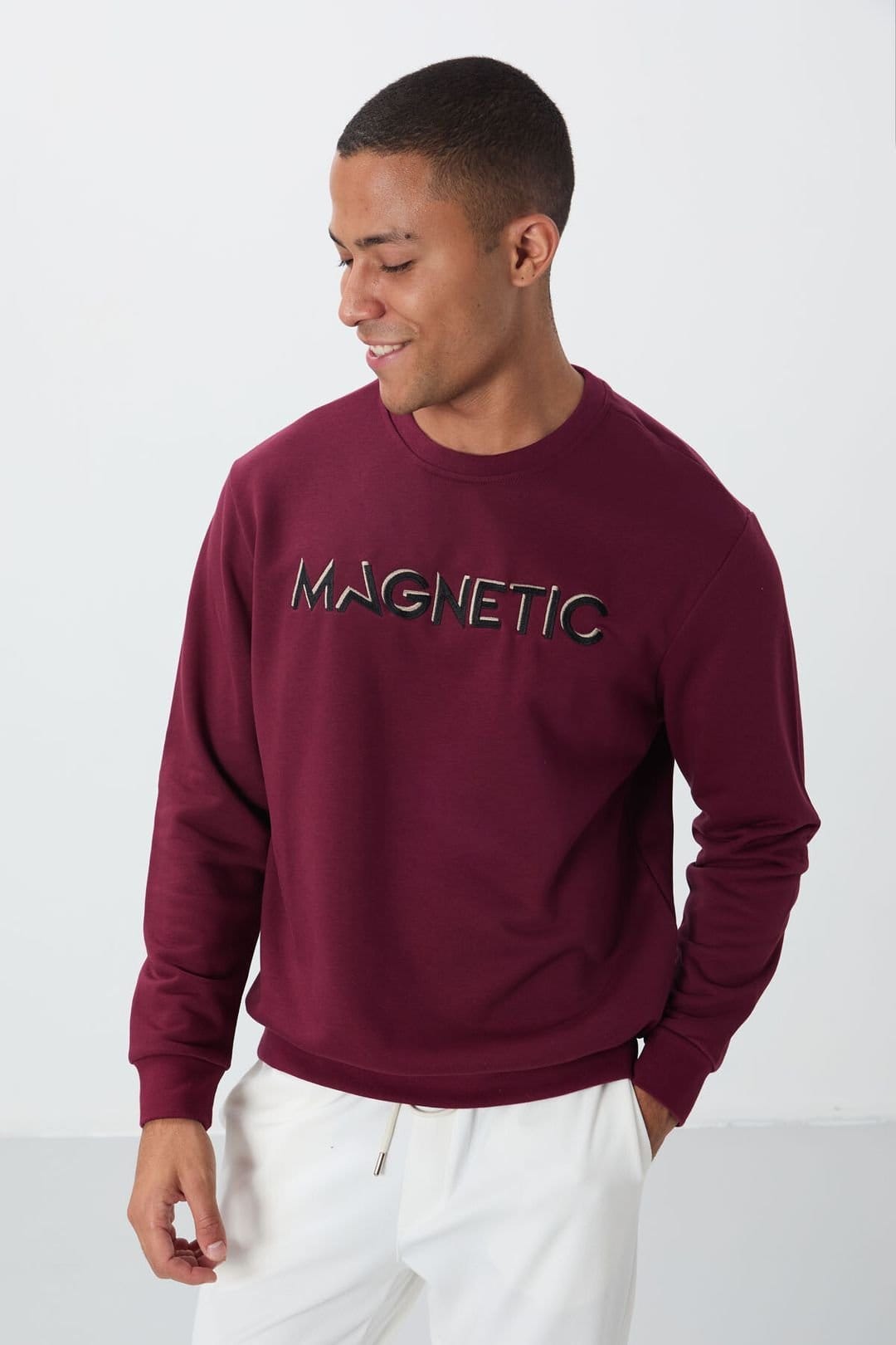 Tommy Life Tommy Life Men's Printed Crew Neck Sweatshirt in Burgundy - 4