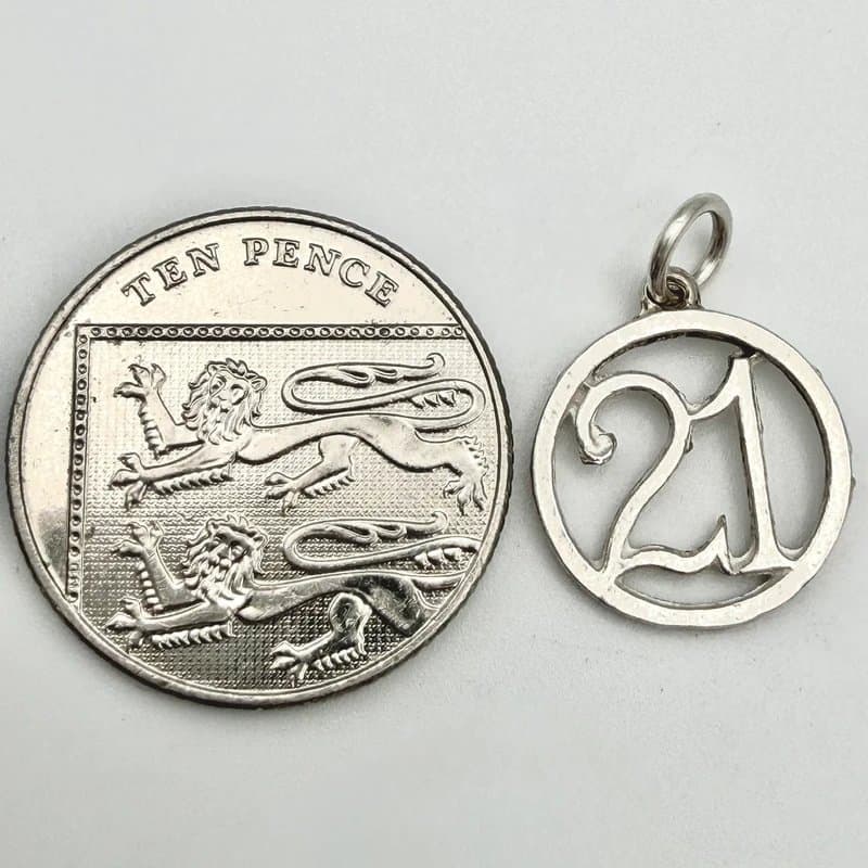 no brand Vintage 925 Sterling Silver 21 Bracelet Charm Pendant Gift