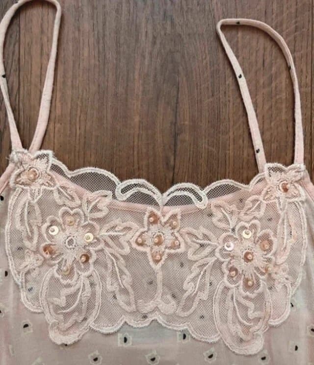 Topshop rare vintage Topshop embroidered mesh detail top immaculate