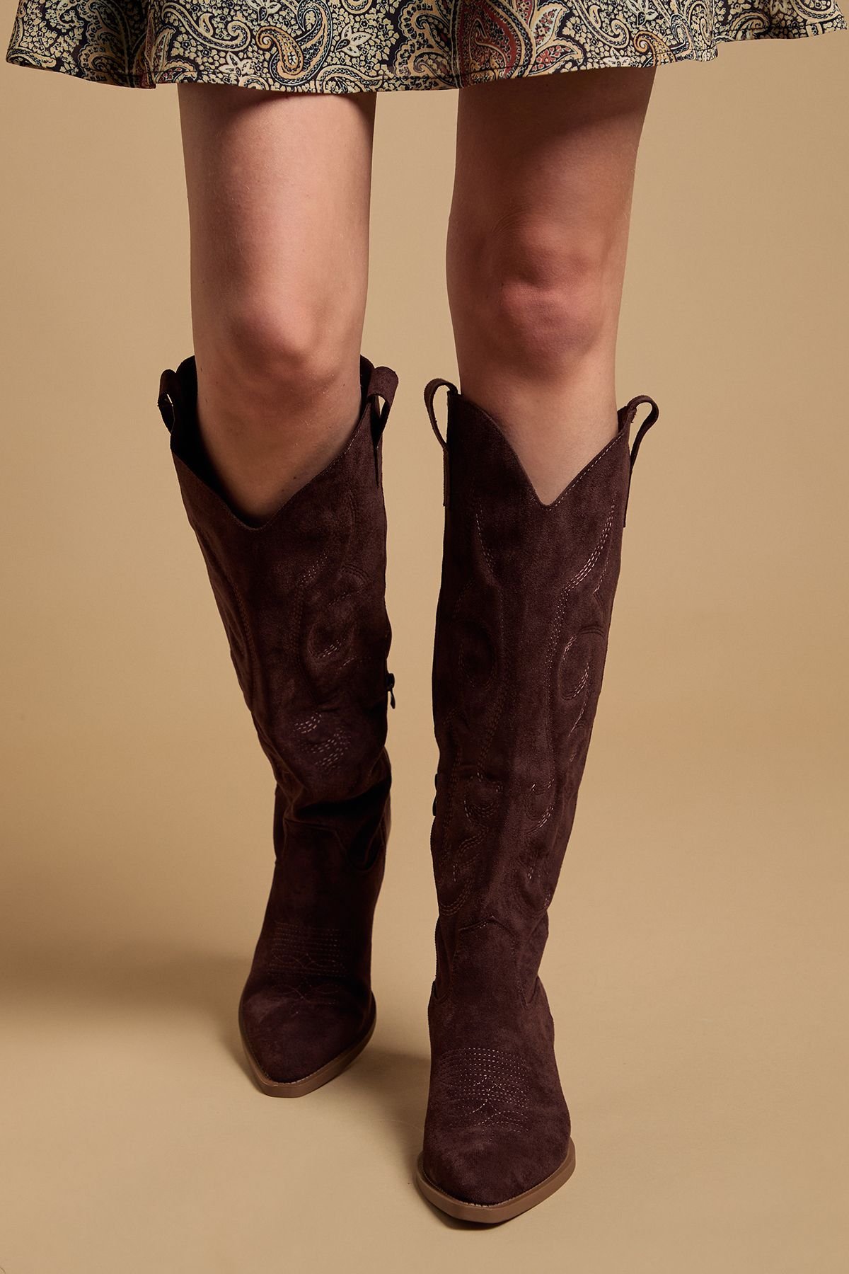 Oasis Oasis Women's Jess Faux Suede Embroidered Western Knee Boots in Chocolate - 2