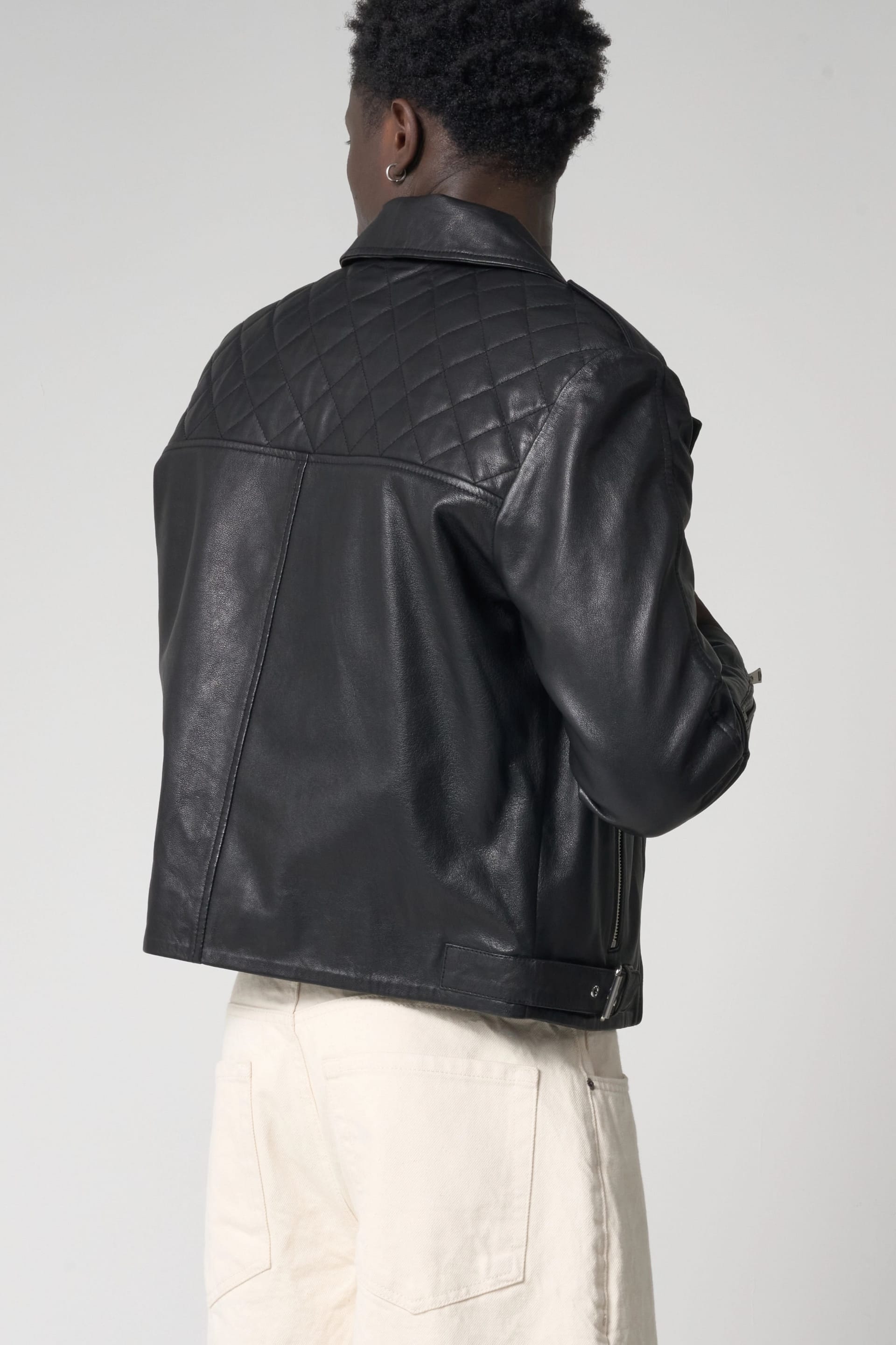 Barneys Originals Barneys Originals Men's Cropped Real Leather Biker Jacket in Black - 4