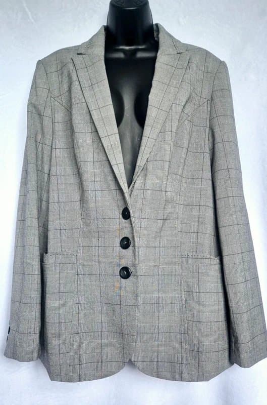 Next Ladies Next Checked Three Button Blazer - V54A KB